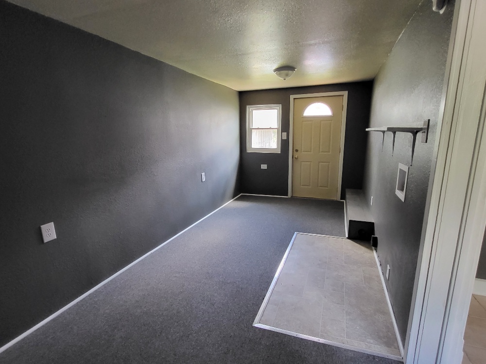 608 West Calhoun Street